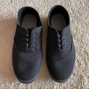 Black Sneakers